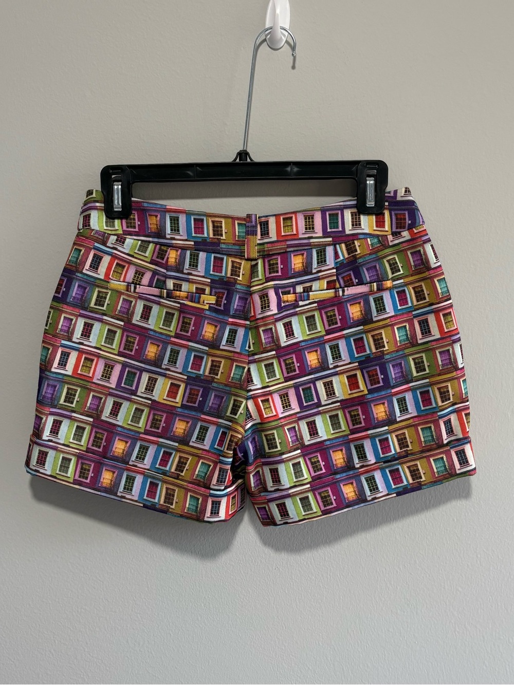 Ted Baker London Colorful Window Print Tailored Shorts Women’s Size 0 - Picture 5 of 10